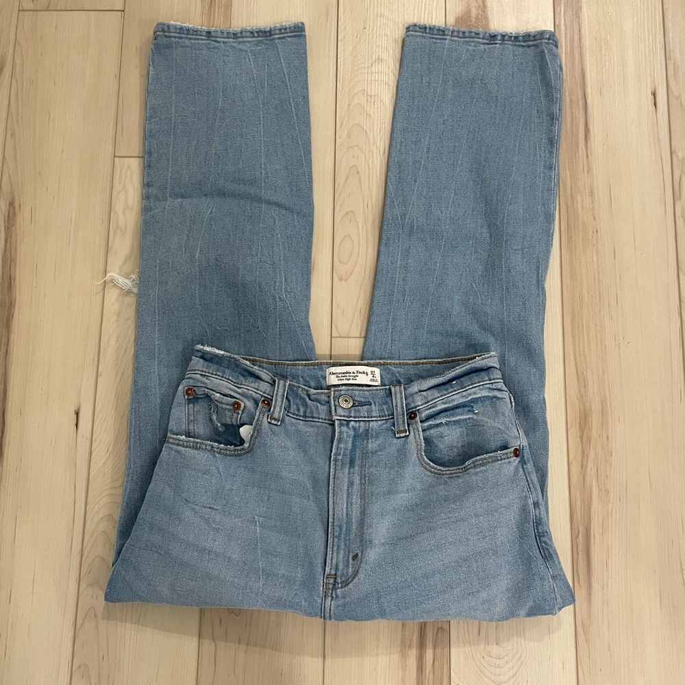 Abercrombie & Fitch The Ankle Straight Ultra High Rise Distressed Denim Jeans